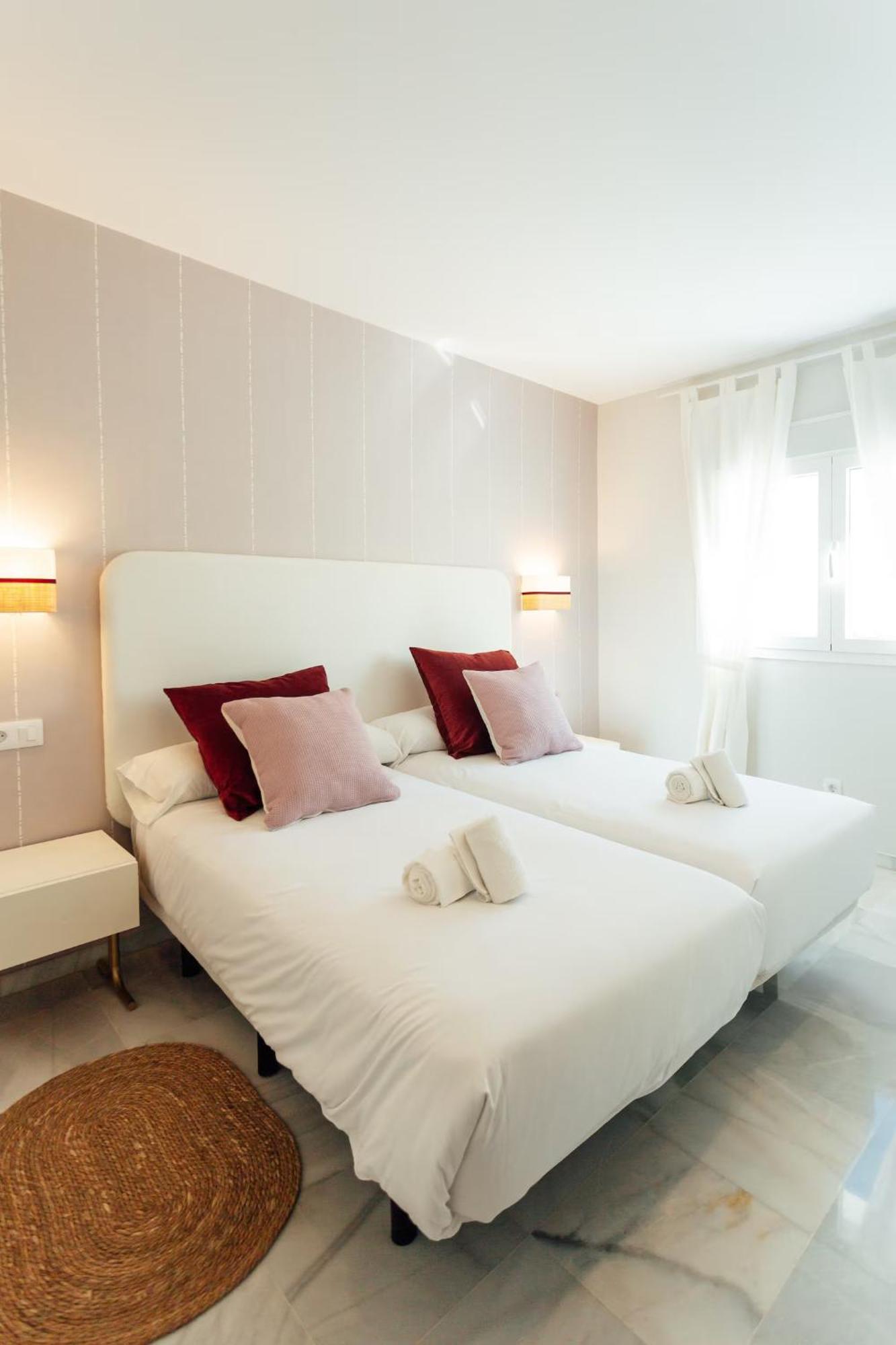شقة Reformed And Comfy- 2Bd 2Bth- Arenal إشبيلية المظهر الخارجي الصورة