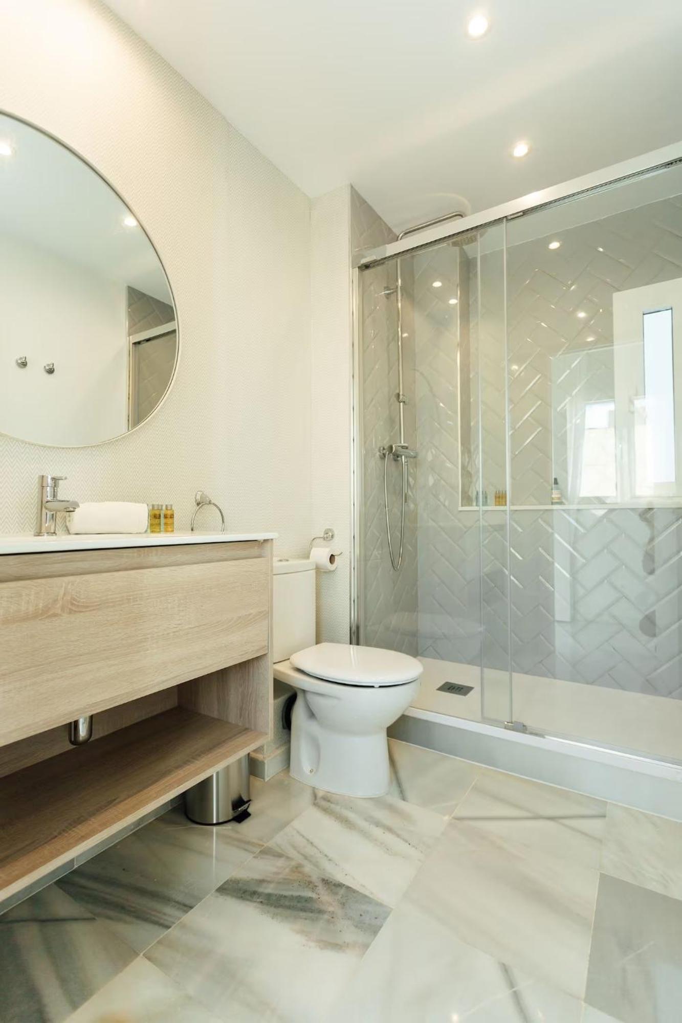 شقة Reformed And Comfy- 2Bd 2Bth- Arenal إشبيلية المظهر الخارجي الصورة