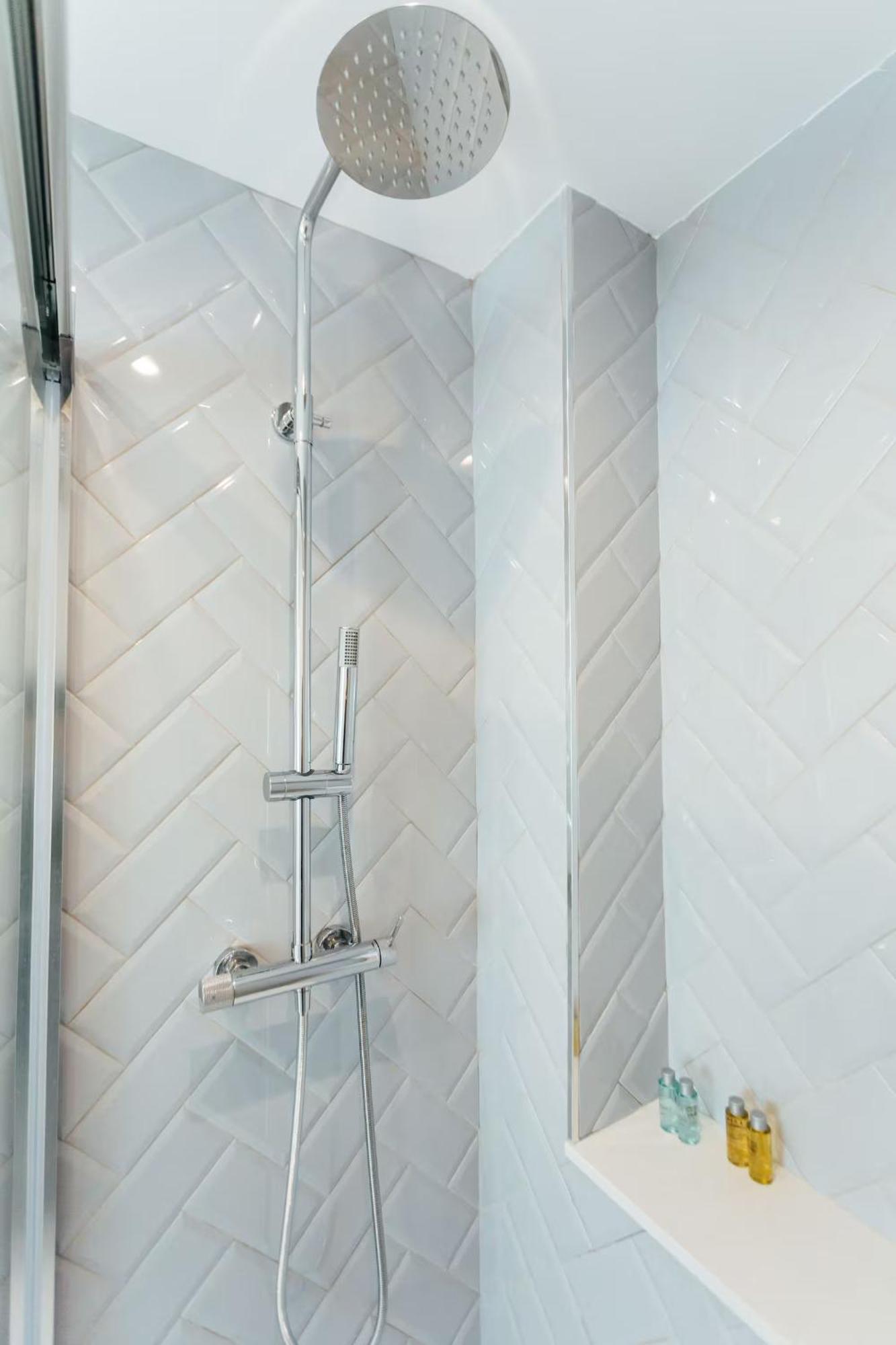 شقة Reformed And Comfy- 2Bd 2Bth- Arenal إشبيلية المظهر الخارجي الصورة